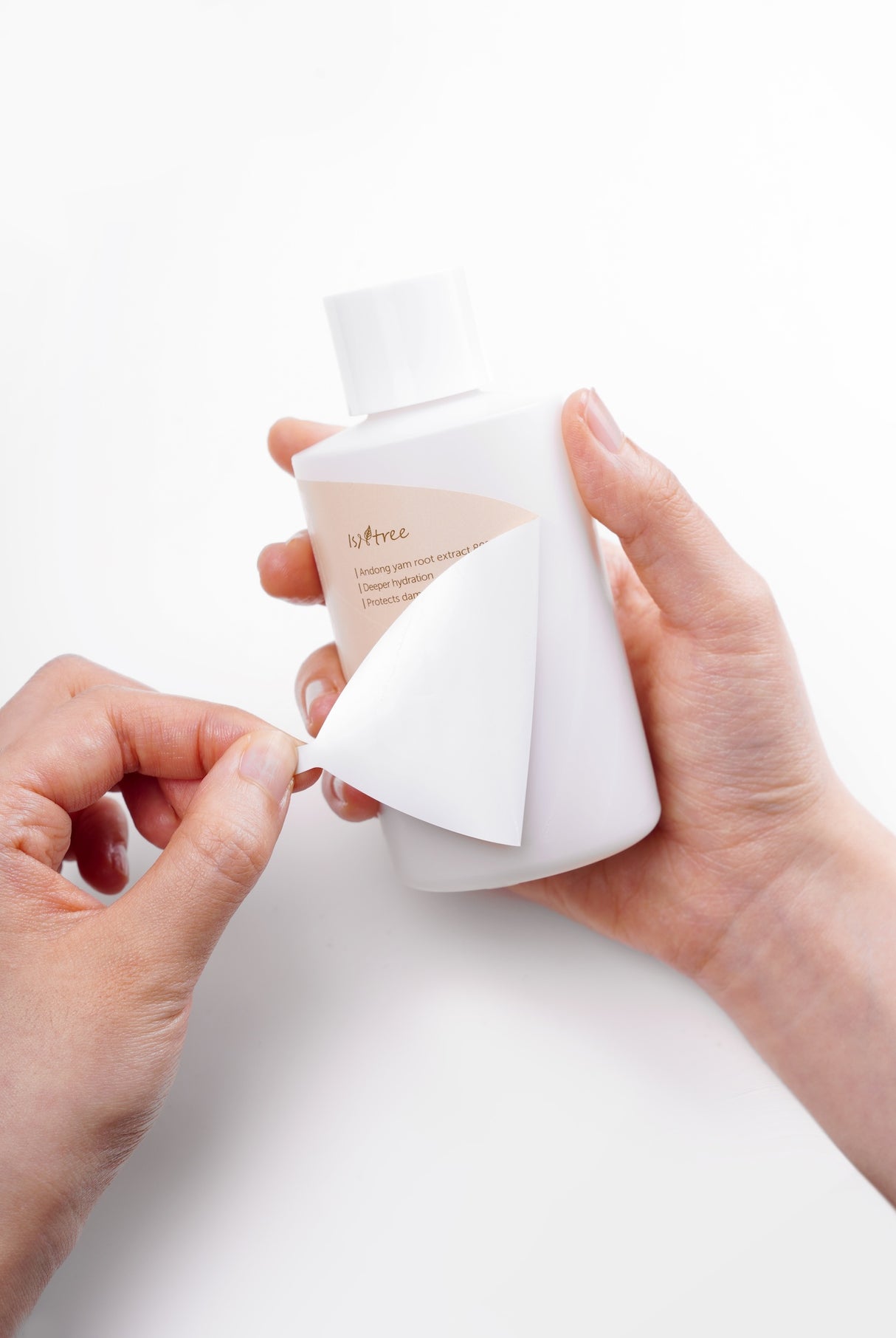 Isntree Yam Root Vegan Milk Toner 200ml