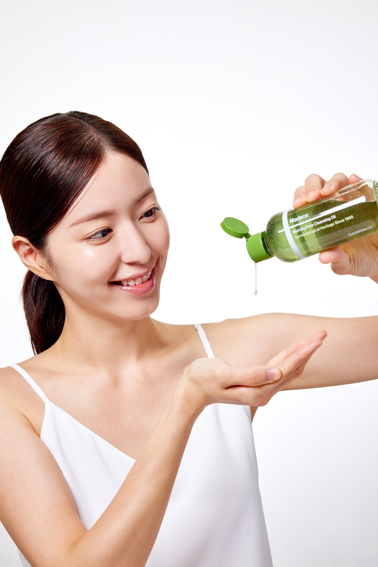 Centellian24 Madeca Matcha Pore Cleansing Oil 200ml