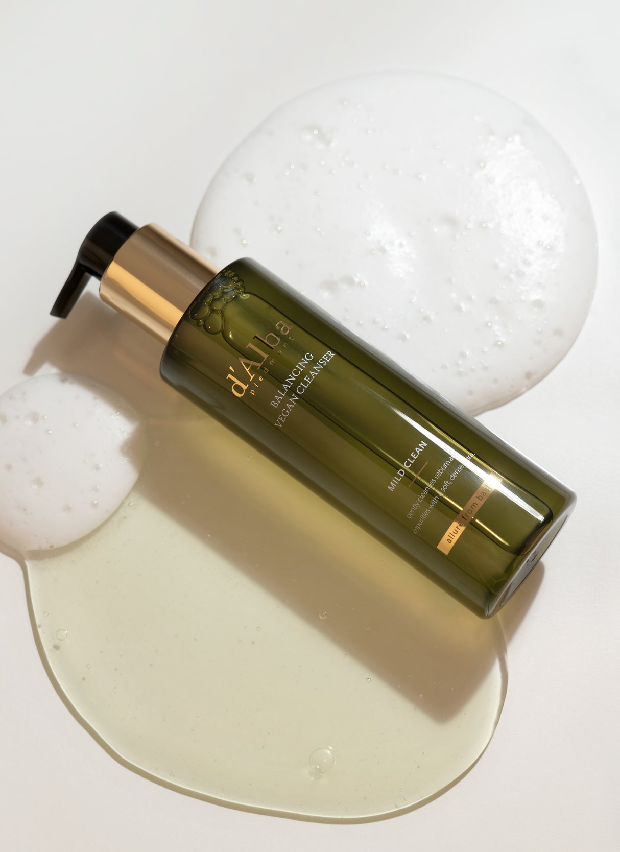 d'Alba Mild Skin Balancing Vegan Cleanser 200ml